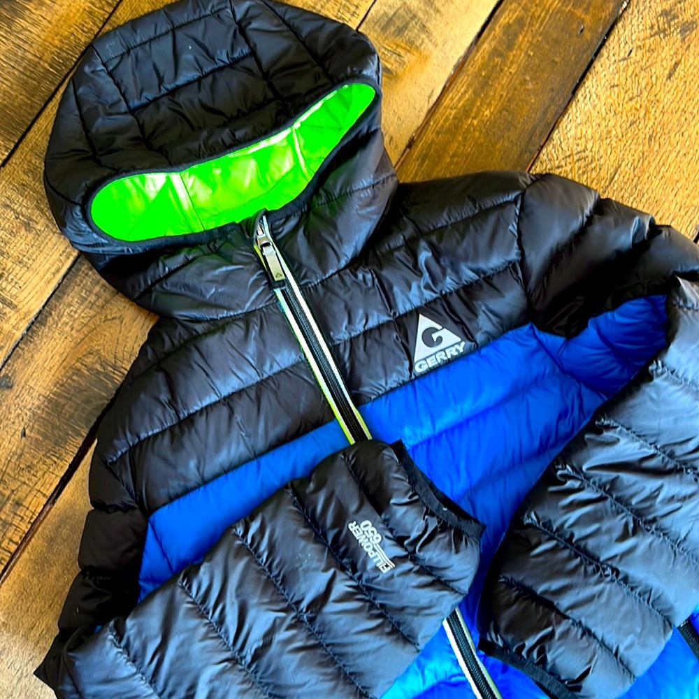 Light puffer jacket coat